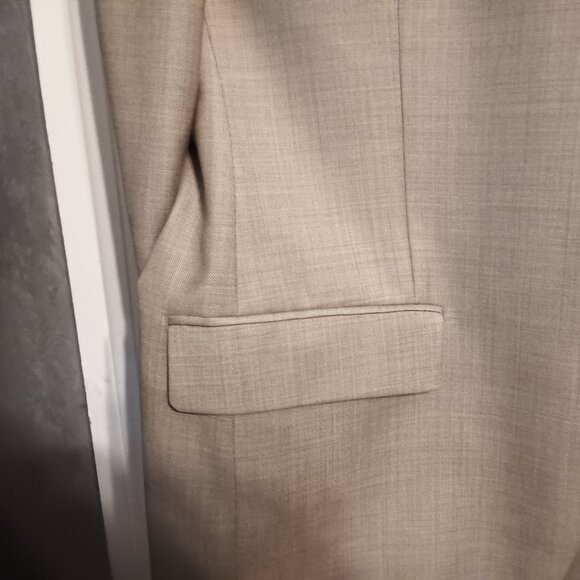 Men's Suit 🌬FALL INTO SAVINGS - Picture 3 of 11